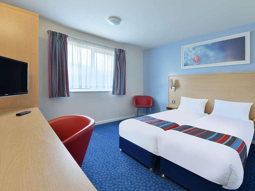 Travelodge Frimley Rum bild